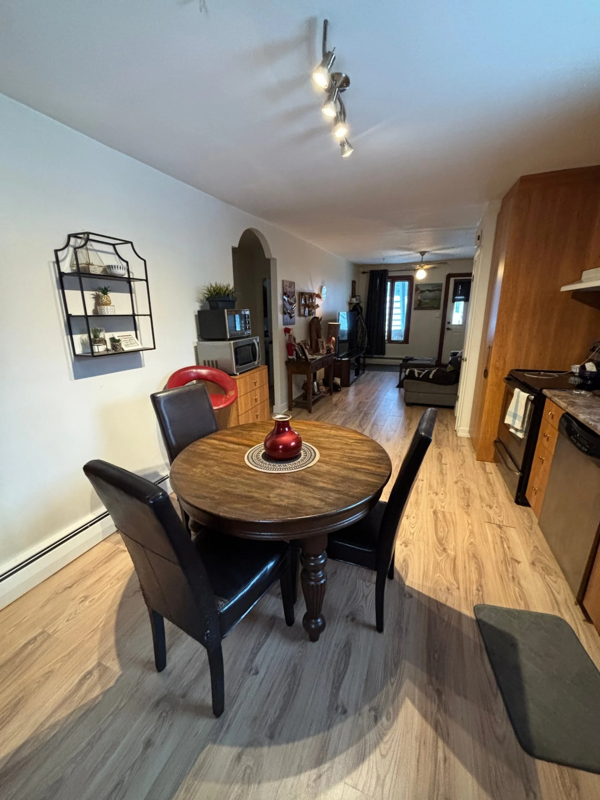 1569 - 1573 Rue Notre-Dame