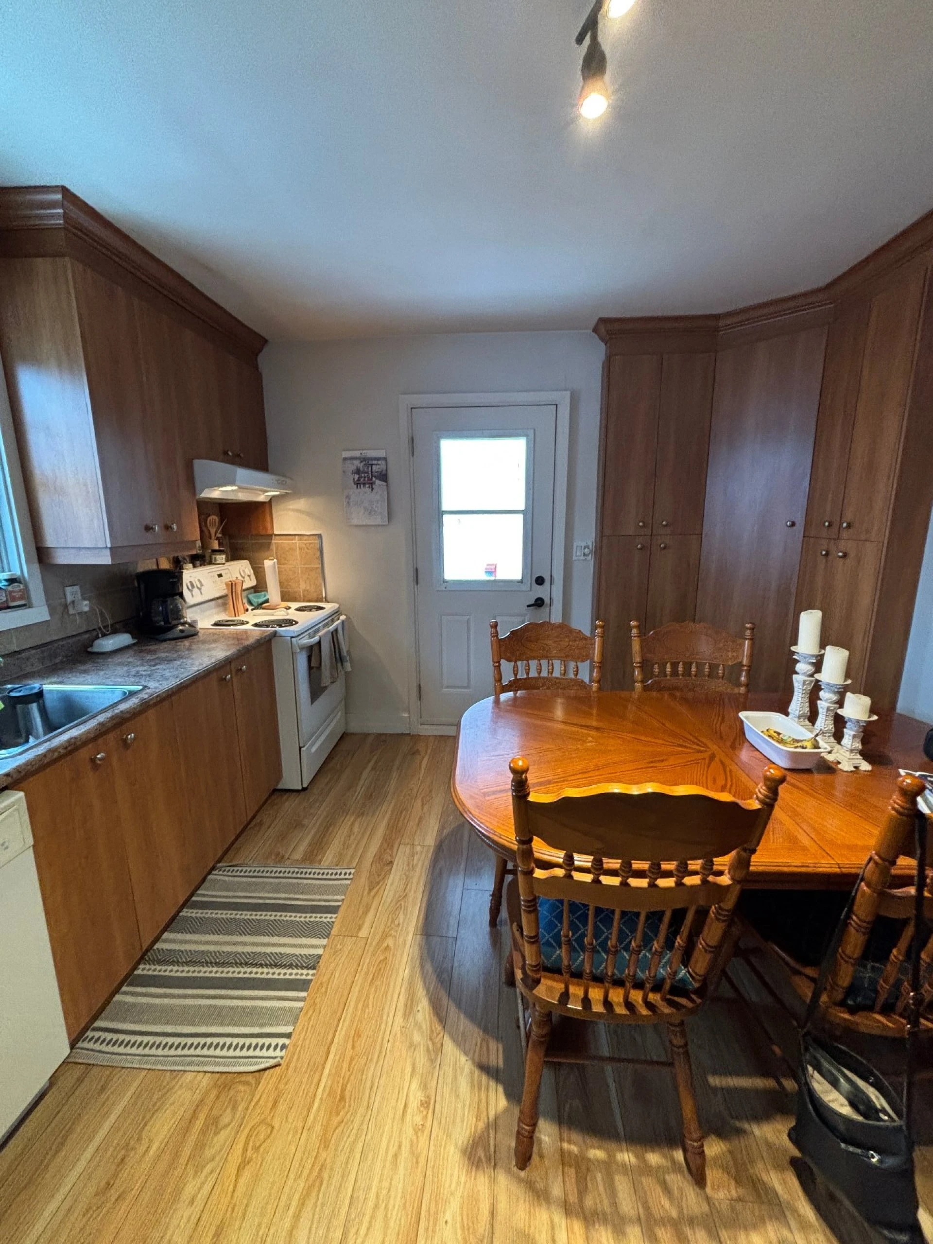 1569 - 1573 Rue Notre-Dame