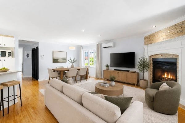 16149 Rue Victoria