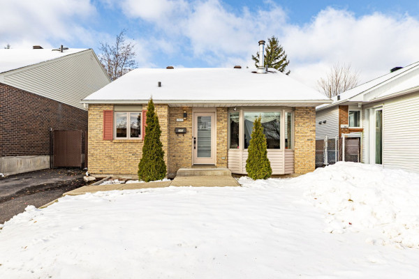 See the property 245 Rue de Mauves