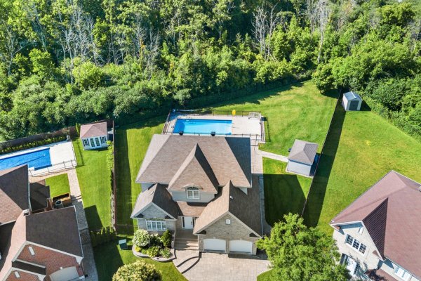 561 Boul. Chèvremont
