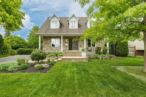 Voir la propriété 210 Rue Pierre-Conefroy